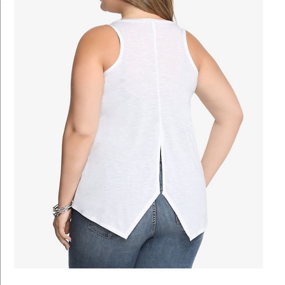 💟🌷Torrid White Love vs Logic Floral Tank - Picture 2 of 7